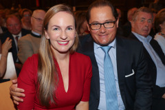 Verleihung " Wolfgang Schüssel Preis" durch die Internationale Salzburg Association im Festspielhaus Salzburg
Salzburger Festspiele 2018
Foto: Franz Neumayr    17..8.2018
Andreas und Maria Großbauer