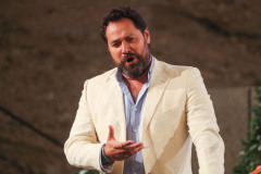 Verleihung " Wolfgang Schüssel Preis" durch die Internationale Salzburg Association im Festspielhaus Salzburg
Salzburger Festspiele 2018
Foto: Franz Neumayr    17..8.2018
Im Bild bei Ständchen für Cecilia Bartoli der Sänger Ildar Abdrazakov