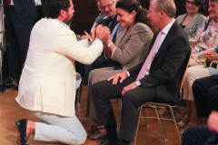 Verleihung " Wolfgang Schüssel Preis" durch die Internationale Salzburg Association im Festspielhaus Salzburg
Salzburger Festspiele 2018
Foto: Franz Neumayr    17..8.2018
Im Bild bei Ständchen für Cecilia Bartoli der Sänger Ildar Abdrazakov
rechts im Bild Landeshauptmann Wiflried Haslauer